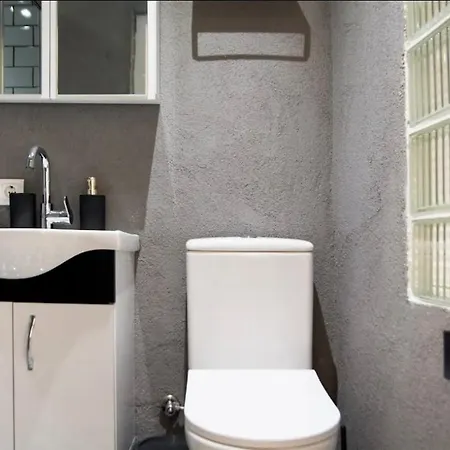 3-storey Detached House With A View In The Center Izmir